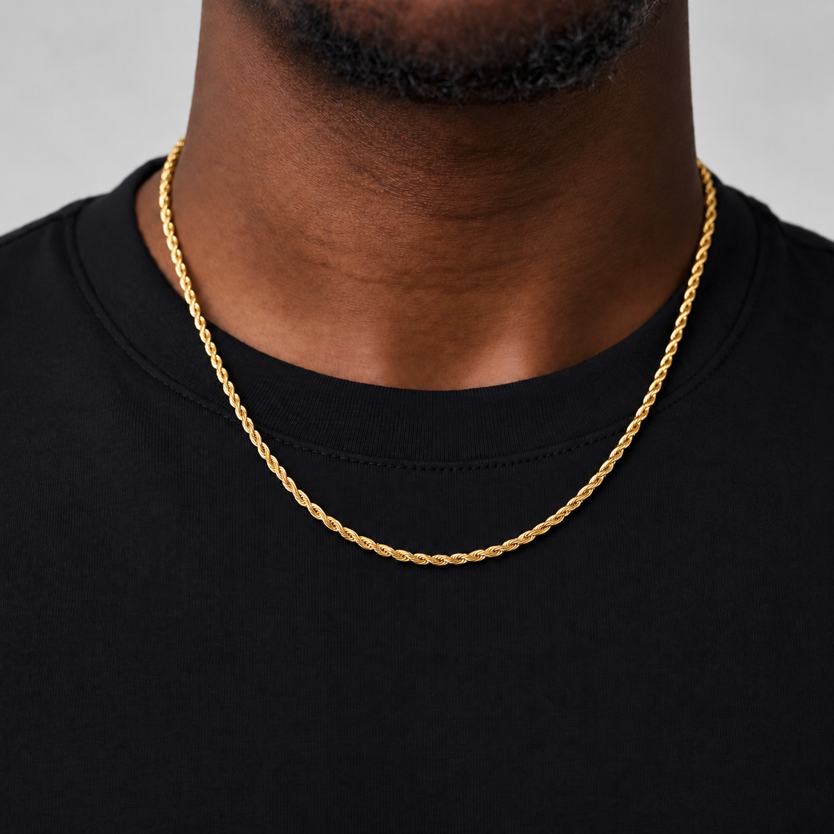 2.5mm 18k PVD gold rope chain, 55cm, black tee model photograph