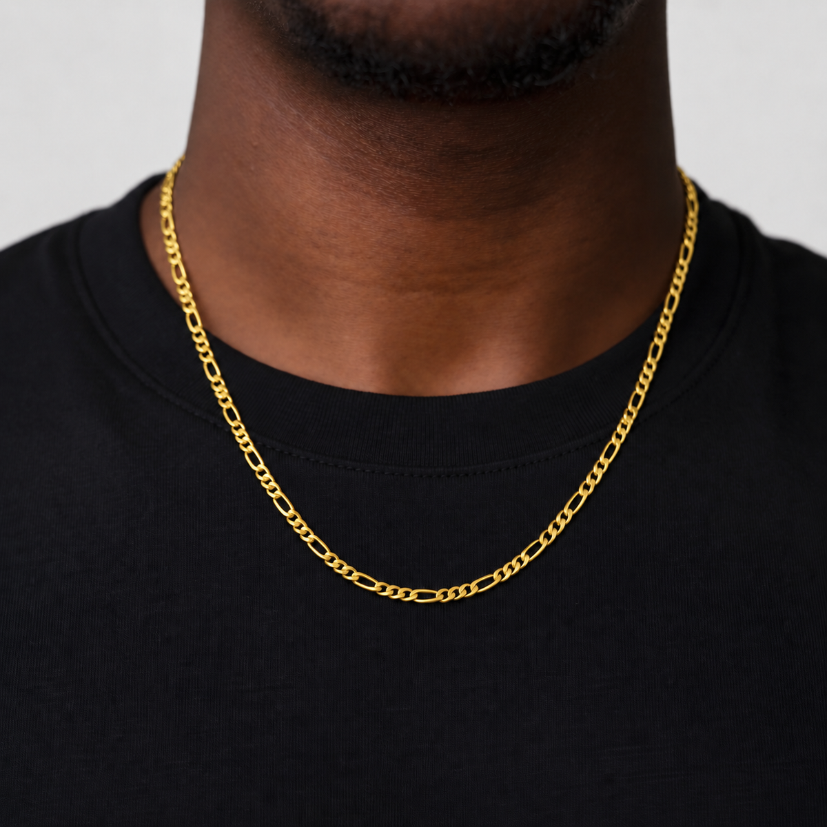 Unveiled 3mm Figaro chain, 18k PVD gold, Black tee · 50cm